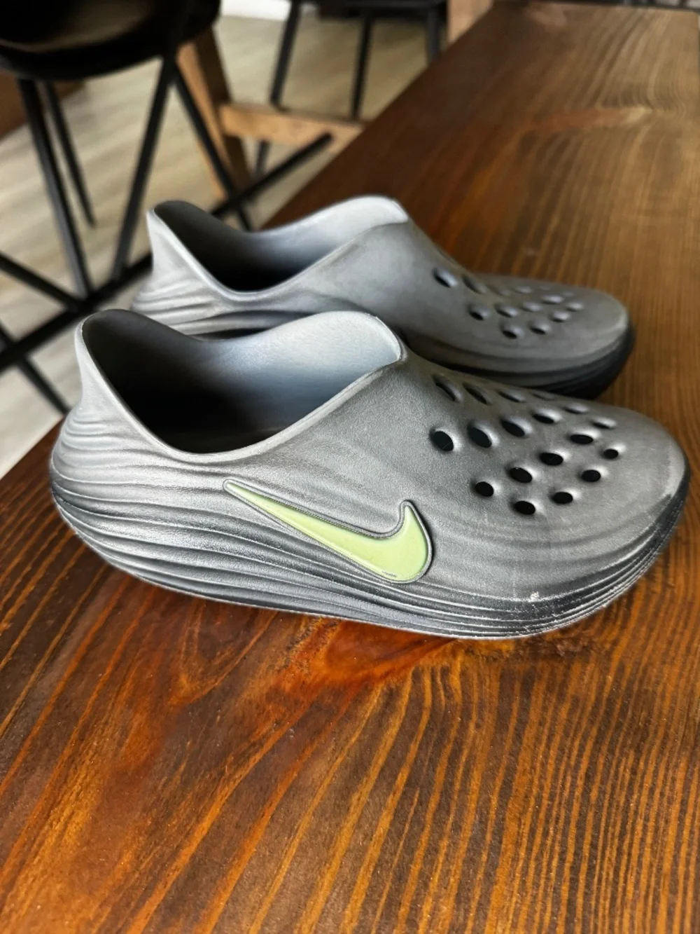 Nike React Kids Shoe size 2